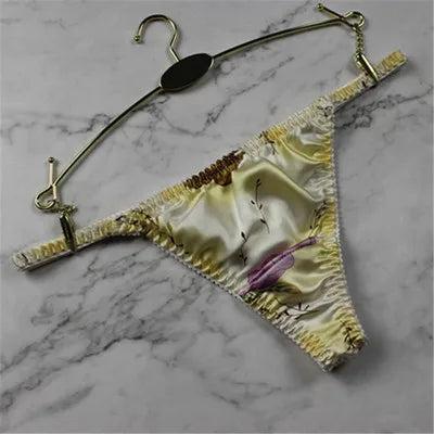 100% Mulberry silk woman briefs natural silk summer cool sexy thong lady panties