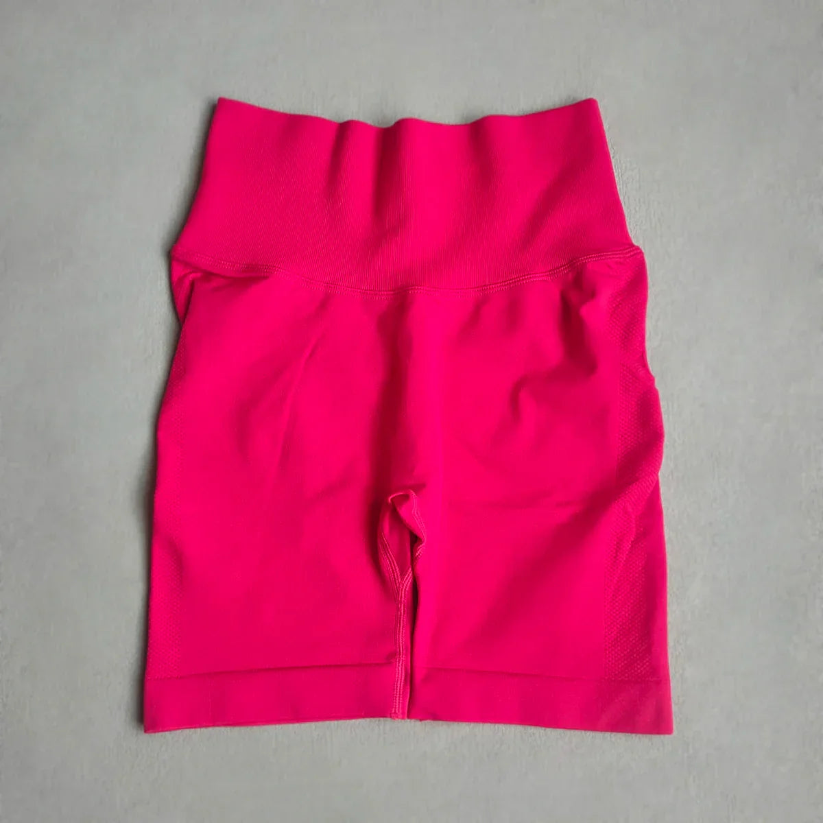 Yoga Shorts Women Sports Shorts Seamless Gym Workout Shorts High Waist Push Up Fitness Sports Shorts Cycling Shorts