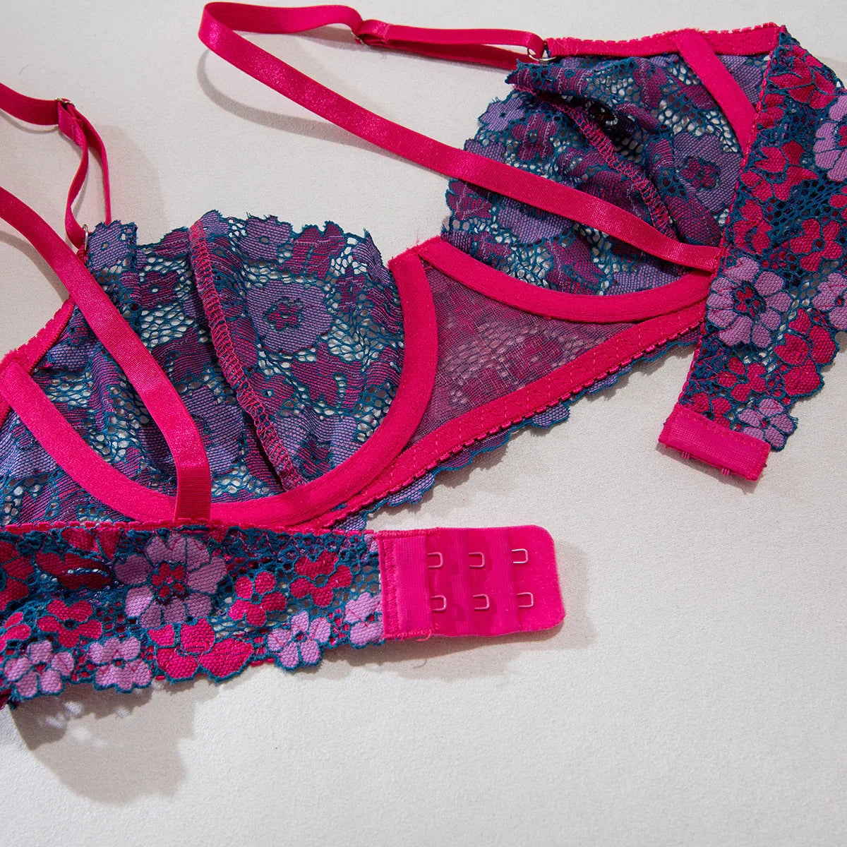 Aesthetic Floral Erotic Lingerie Set with Multi-color Lace Deluxe Comfortable Underwear with Thong
