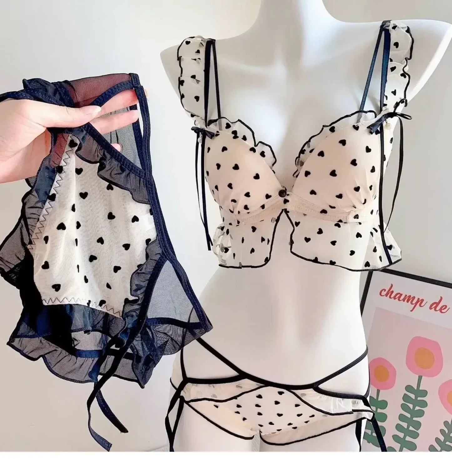 MOYISU Japanese Mesh No-wire lace Underwear set Women's small breasts gather sexy pure desire sweet bra cute bra Panty SET TUSHY